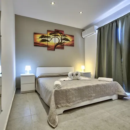Apartman Off The Strand Penthouse Gżira