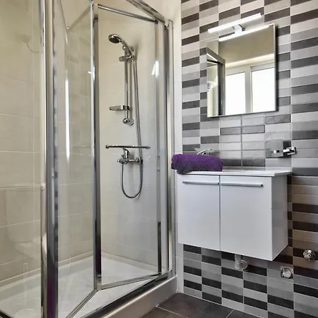 Off The Strand Penthouse Gzira