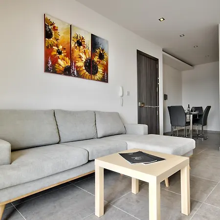 Off The Strand Penthouse Apartment